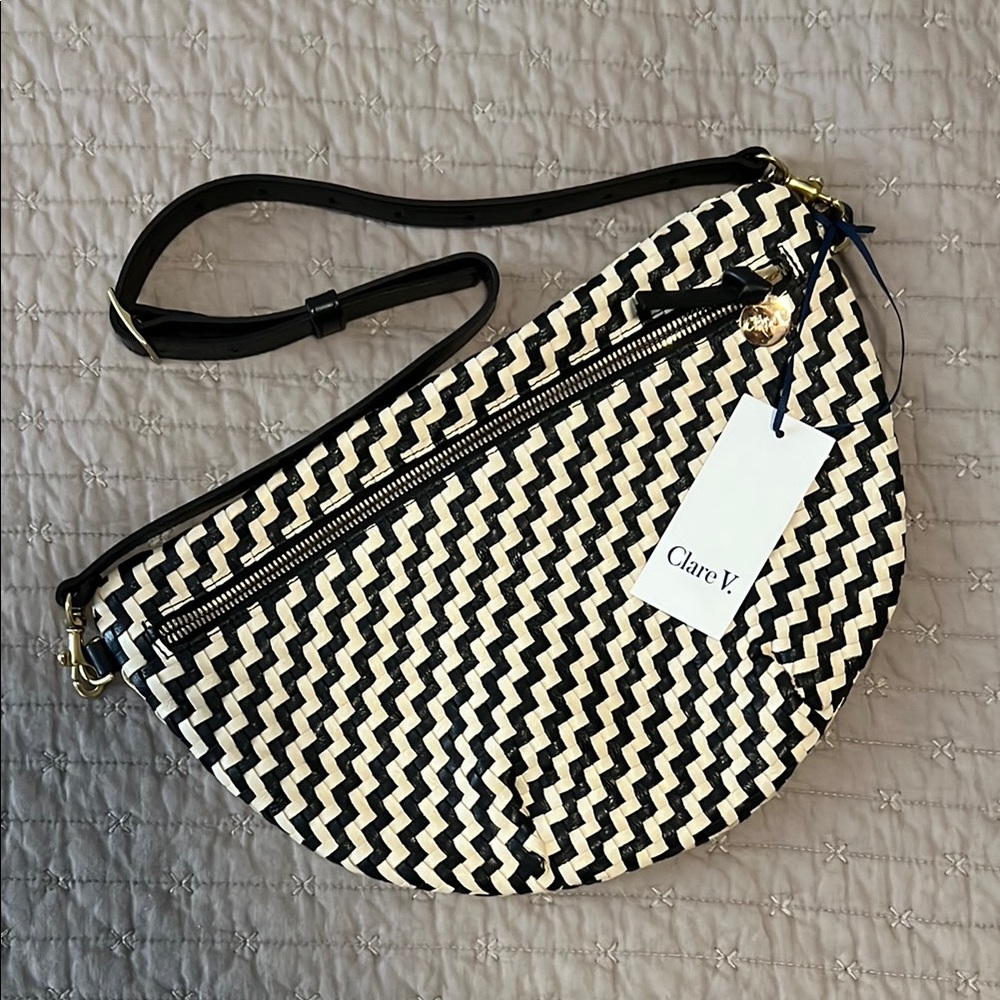 Clare V. Grande Fanny NWT